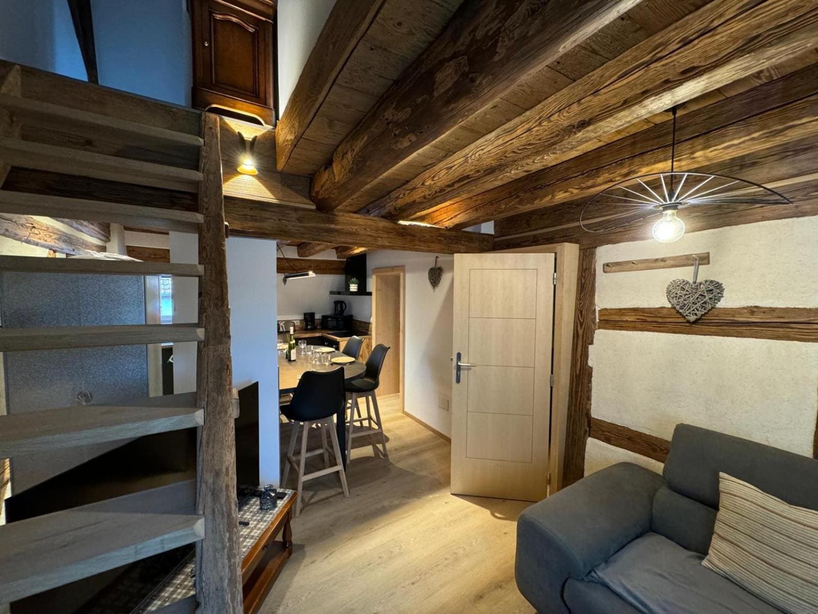 Loft avec escalier en colimaçon du Grenier de l'Ours